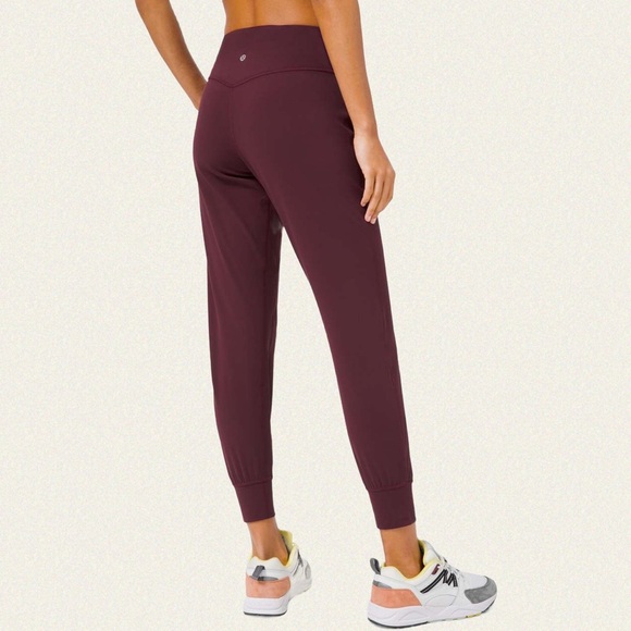 Lululemon Align Jogger 28"' - Picture 3 of 8